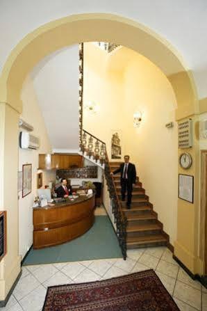 Отель Cappello Лечче Экстерьер фото